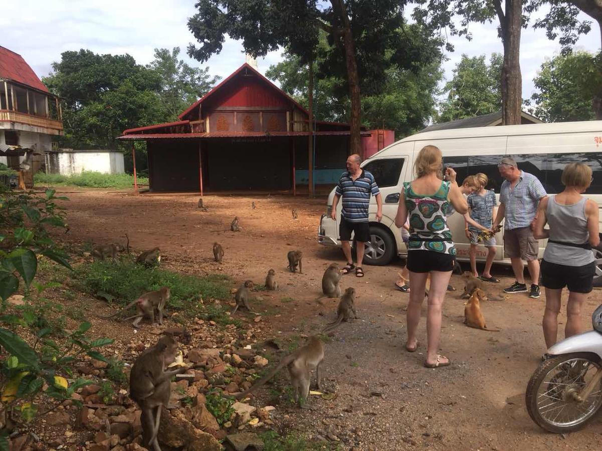 Yayee Homestay Ban Huai Maenam Noi Zewnętrze zdjęcie